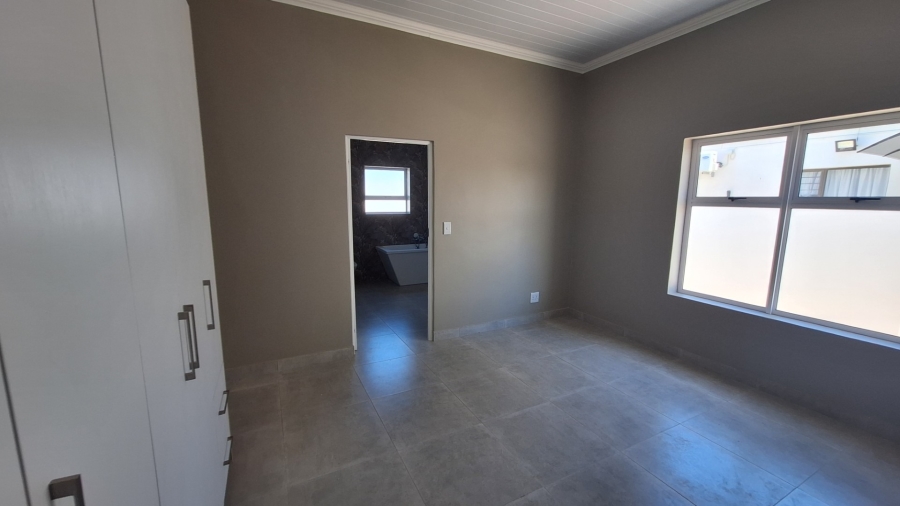 3 Bedroom Property for Sale in Velddrif Western Cape